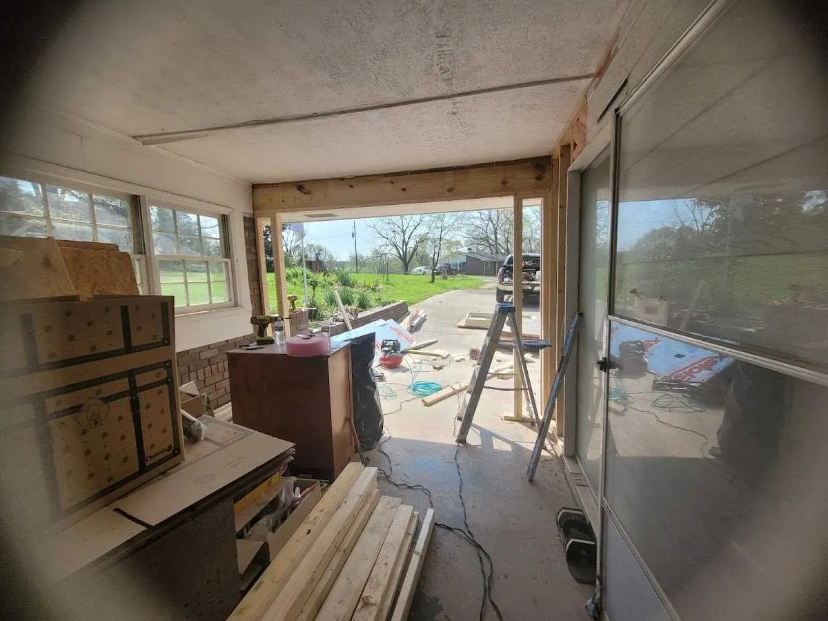 Air movers and dehumidifier for Drying & Dehumidification in Monaca